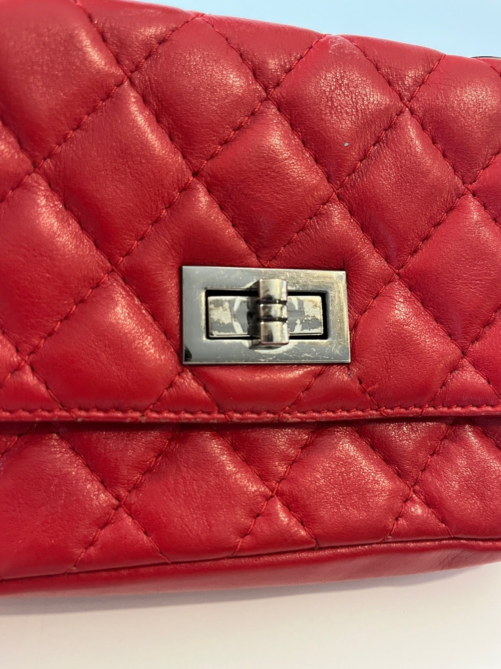 Quilted Red Leather Mini Crossbody Bag Chain Strap Turn Lock Made in Italy - Picture 9 of 14
